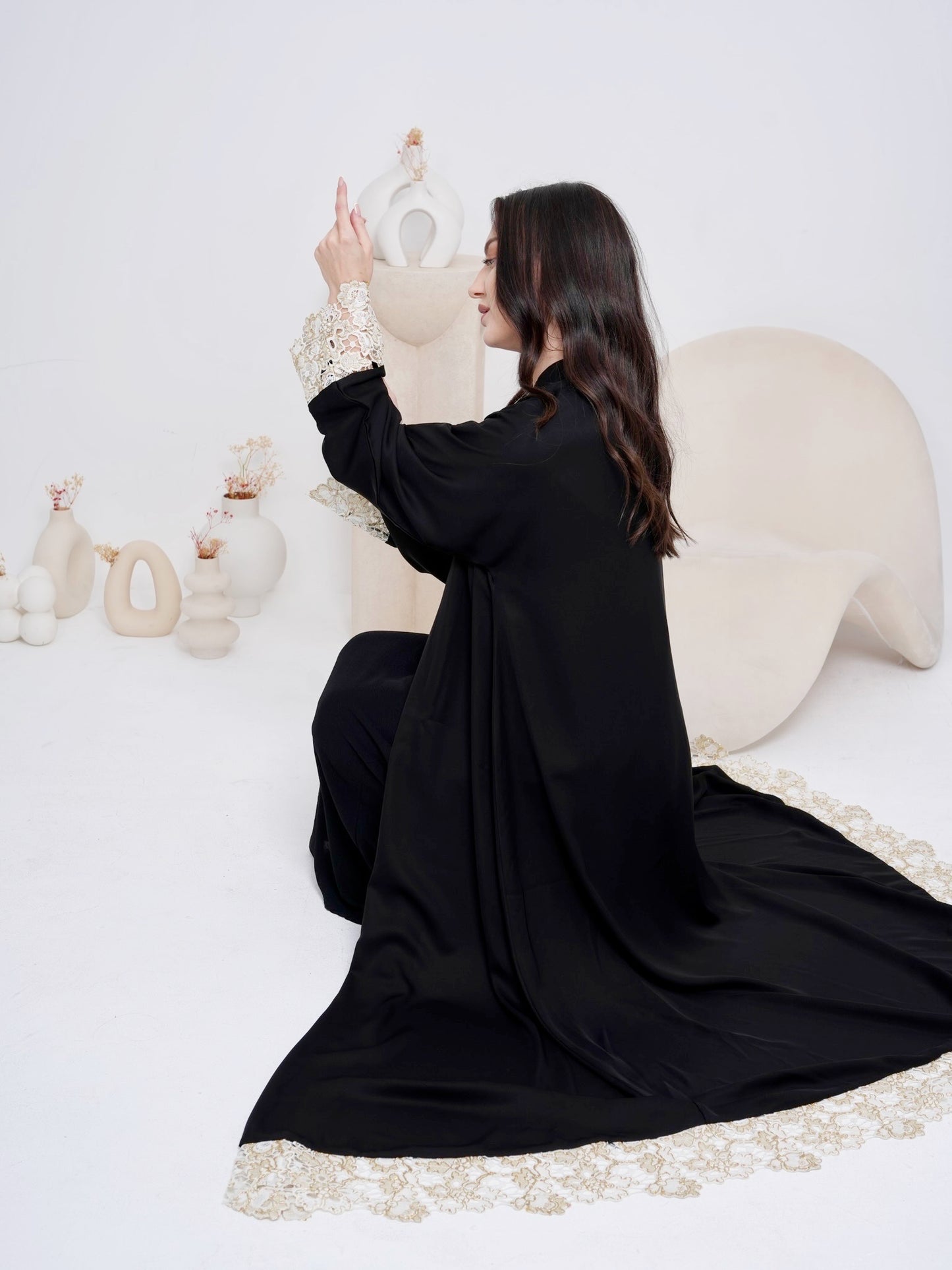 Amira's alluring lace abaya