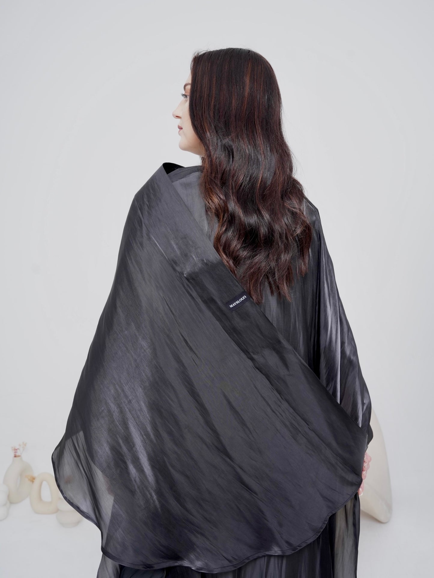 Sara's Luxurious Open Abaya